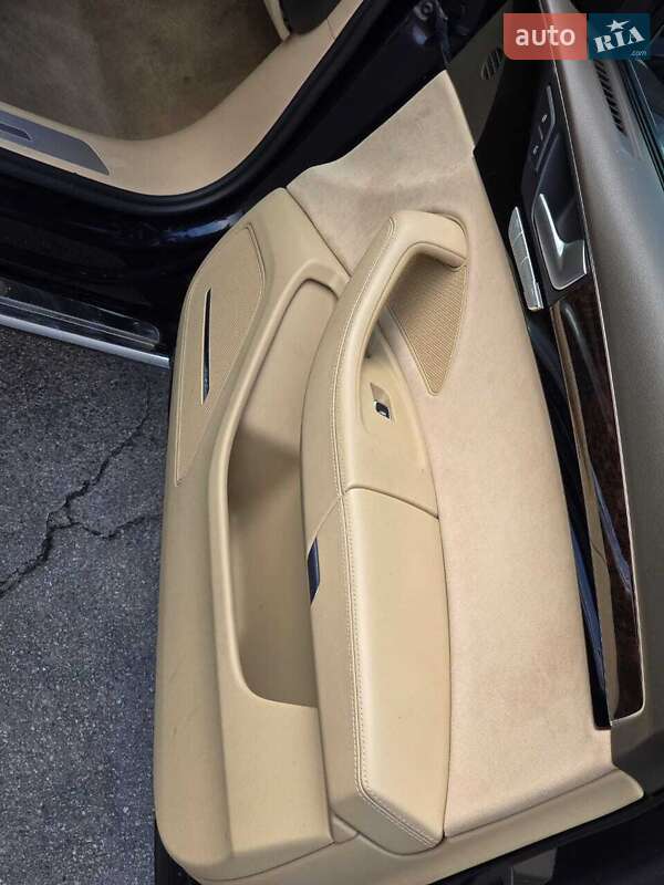 Седан Audi A8 2013 в Киеве фото 31 Седан Audi A8 2013 в Киеве