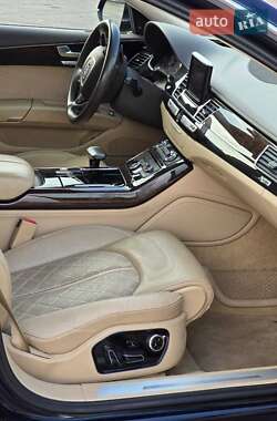 Седан Audi A8 2013 в 