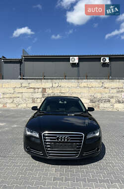 Седан Audi A8 2010 в 