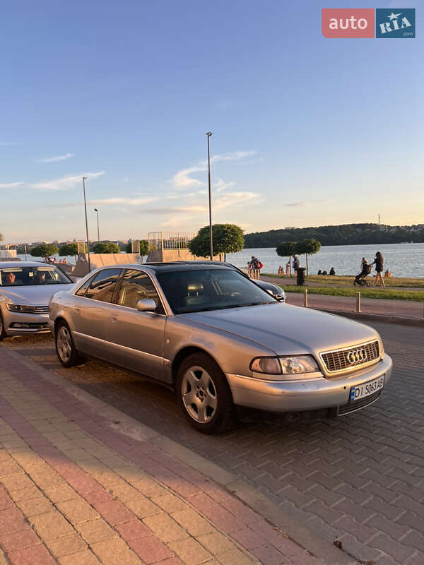 Audi A8 1996
