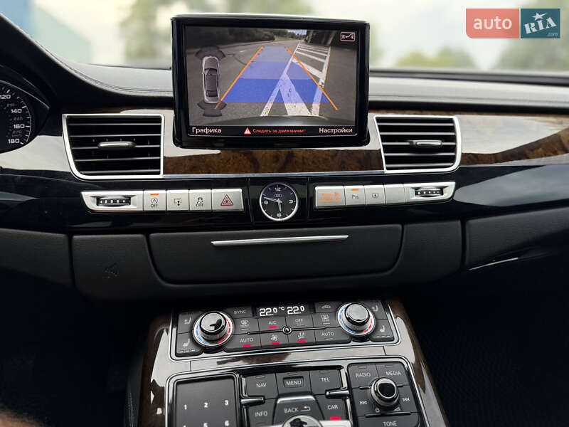 Седан Audi A8 2014 в Киеве
