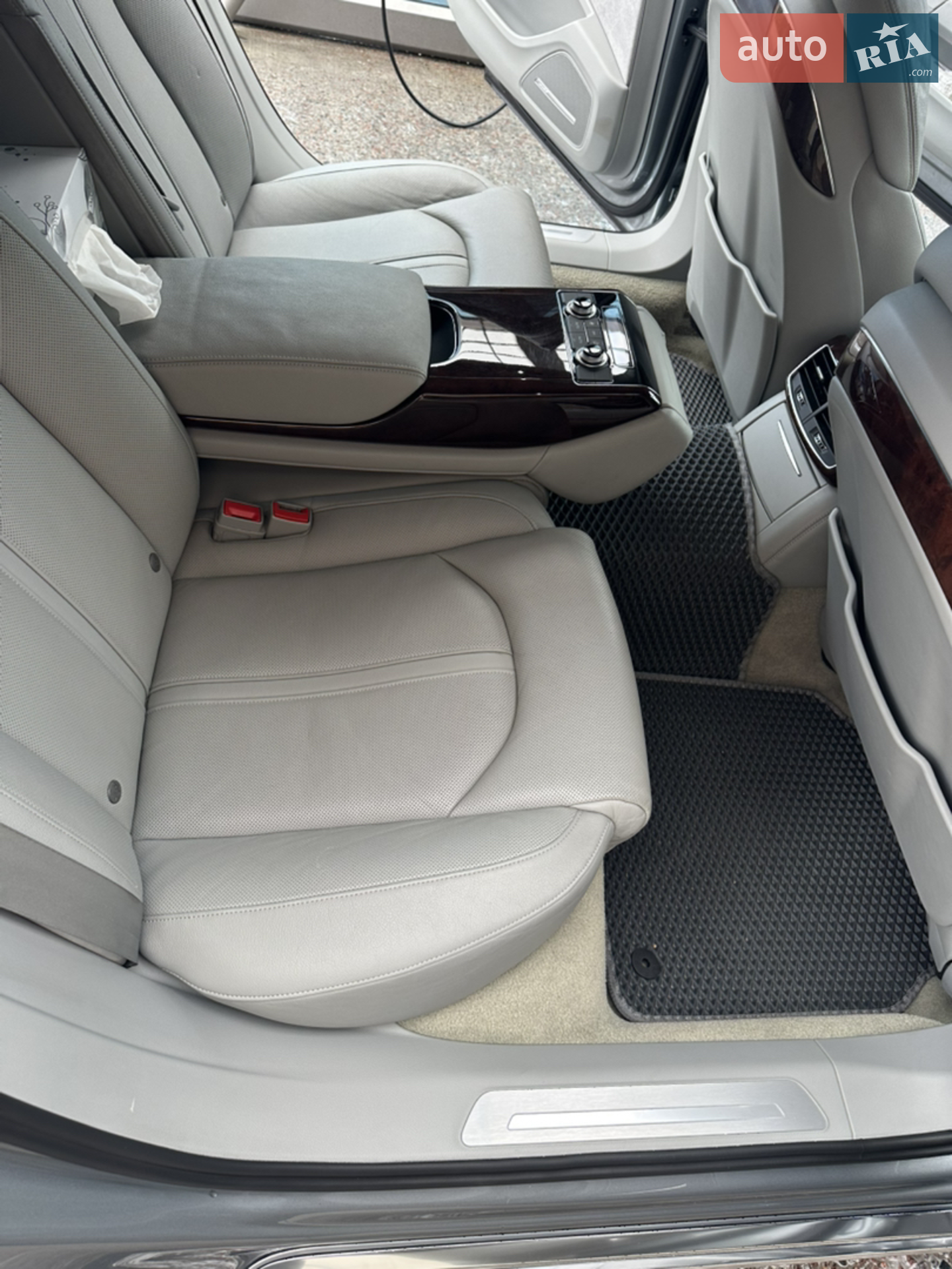 2013 Audi A8 - мініатюра 12