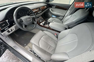 Седан Audi A8 2013 в 