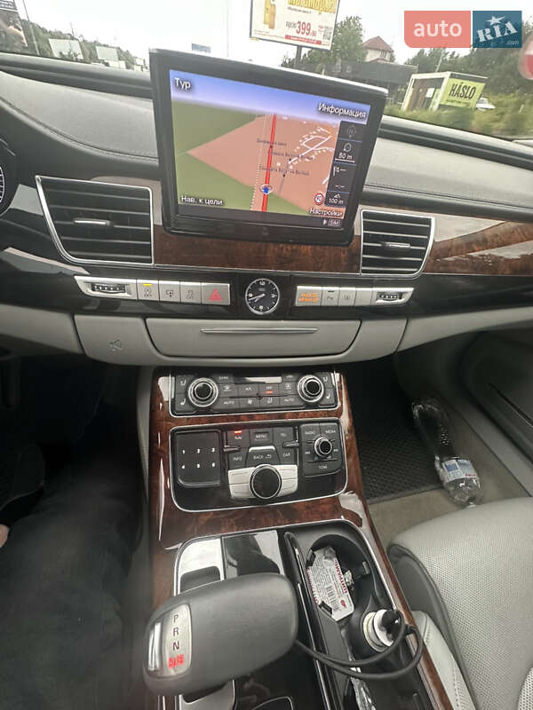 Седан Audi A8 2013 в Киеве