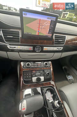 Седан Audi A8 2013 в 