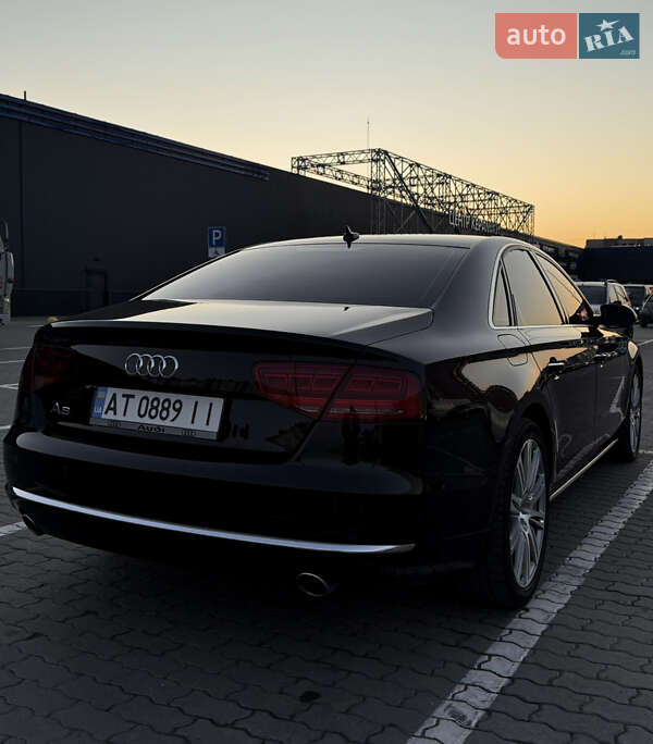 Седан Audi A8 2013 в Харькове