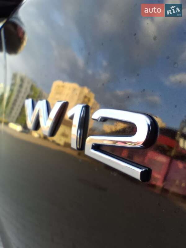 Седан Audi A8 2012 в Львове