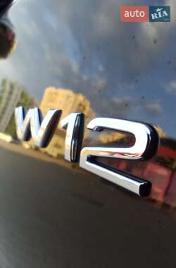 Седан Audi A8 2012 в 