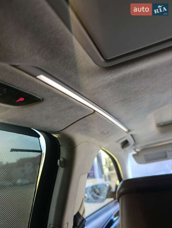 Седан Audi A8 2012 в Львове