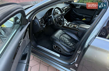 Седан Audi A8 2016 в Киеве