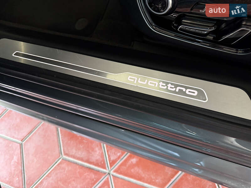 Седан Audi A8 2016 в Киеве фото 33 Седан Audi A8 2016 в Киеве