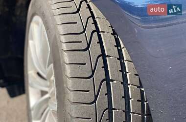 Седан Audi A8 2010 в 