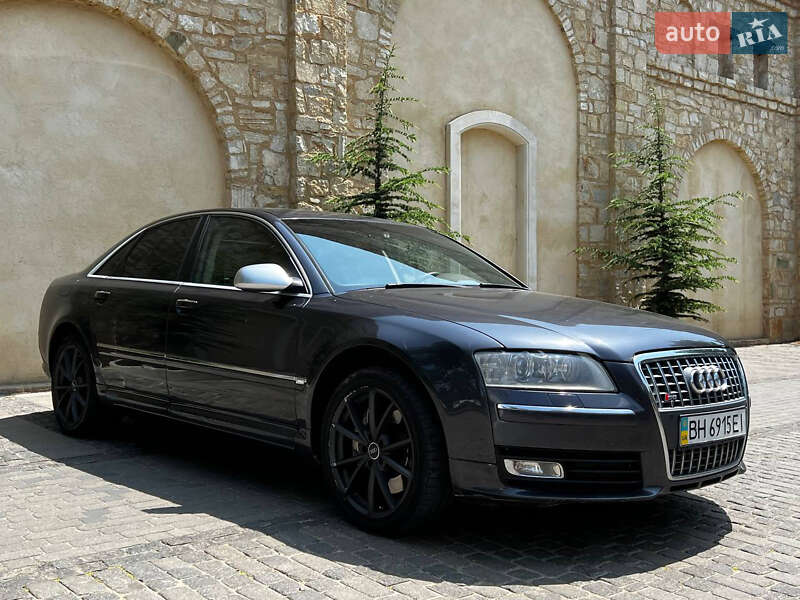 Седан Audi A8 2006 в Одессе
