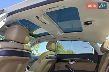 Седан Audi A8 2018 в 