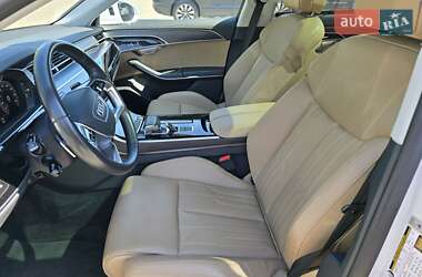 Седан Audi A8 2018 в 