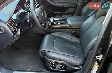 Седан Audi A8 2016 в 