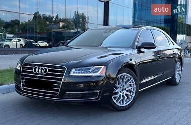Седан Audi A8 2016 в Одессе