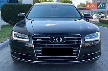 Седан Audi A8 2016 в 