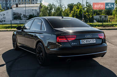 Седан Audi A8 2013 в 