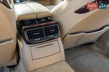 Седан Audi A8 2013 в 