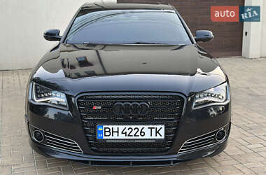 Седан Audi A8 2012 в 