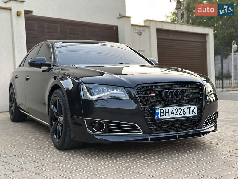Audi A8 2012