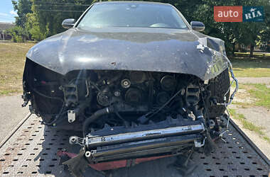 Седан Audi A8 2013 в 