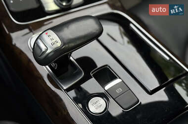 Седан Audi A8 2014 в 