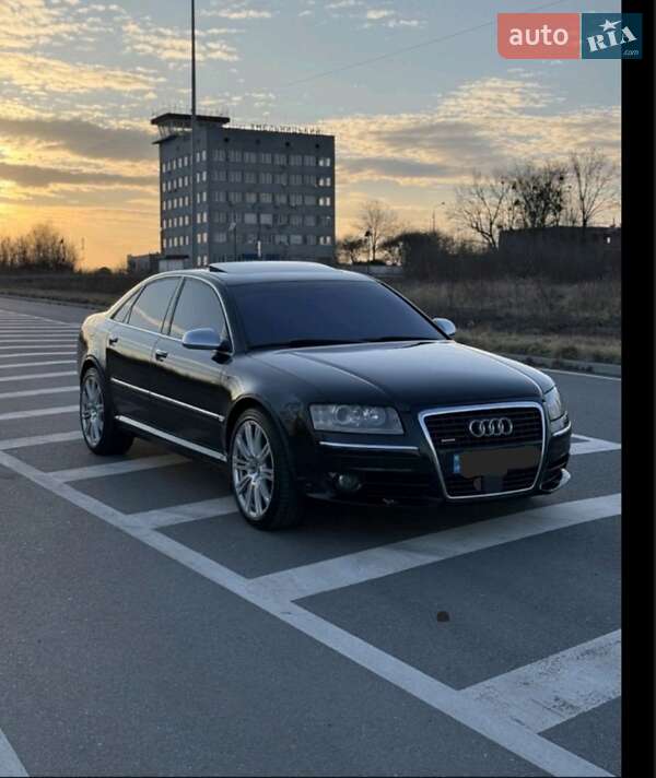 Audi A8 2003