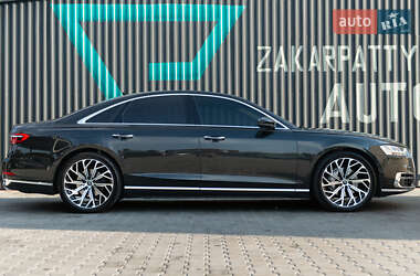 Седан Audi A8 2018 в 