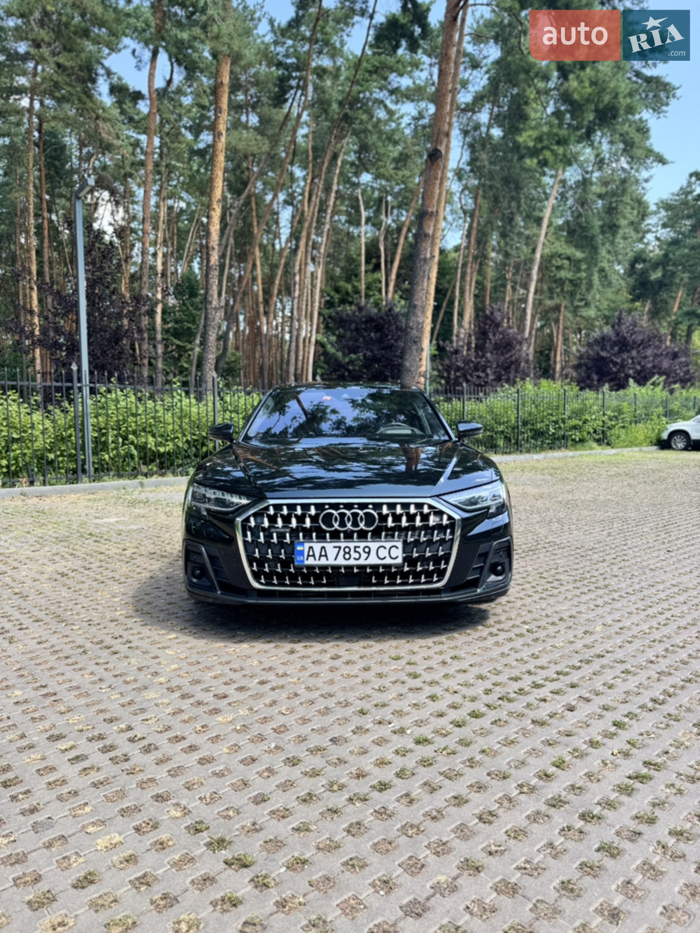 2022 Audi A8 - мініатюра 3