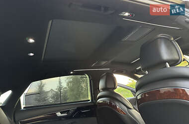 Седан Audi A8 2012 в 