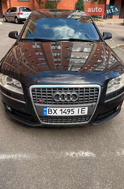 Седан Audi A8 2005 в 