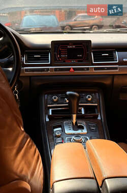 Седан Audi A8 2005 в 