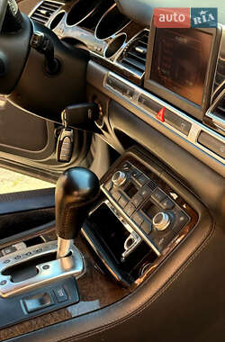 Седан Audi A8 2005 в 