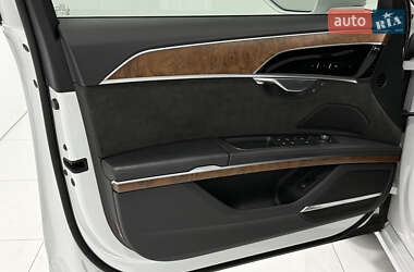 Седан Audi A8 2019 в 
