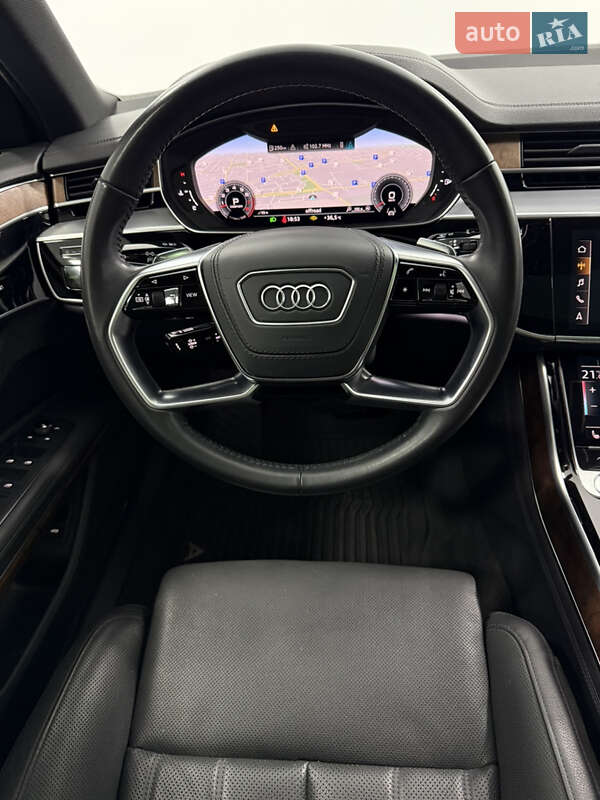 Седан Audi A8 2019 в Одессе