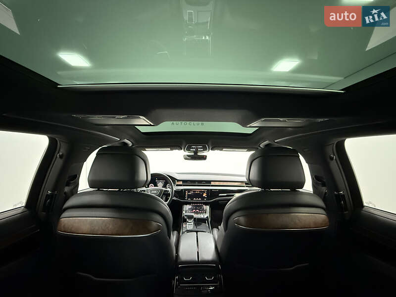 Седан Audi A8 2019 в Одессе