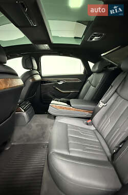 Седан Audi A8 2019 в 
