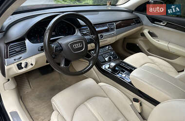 Седан Audi A8 2012 в 