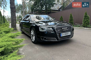 Седан Audi A8 2012 в 