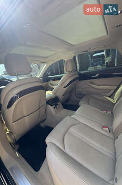 Седан Audi A8 2011 в 