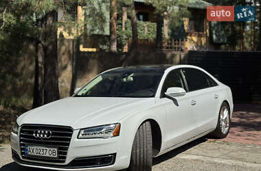 Седан Audi A8 2014 в 