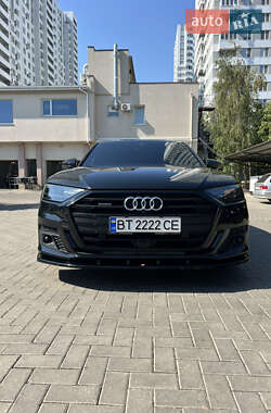 Седан Audi A8 2020 в 