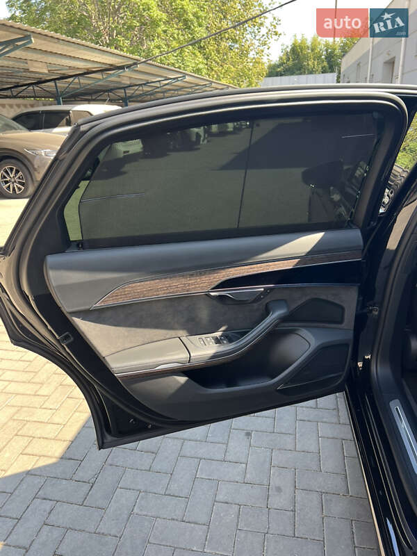 Седан Audi A8 2020 в Одессе