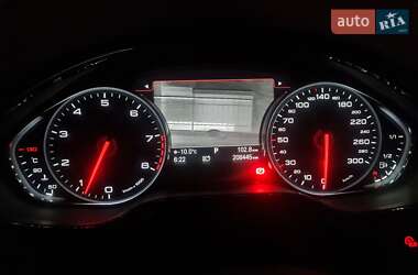 Седан Audi A8 2011 в 