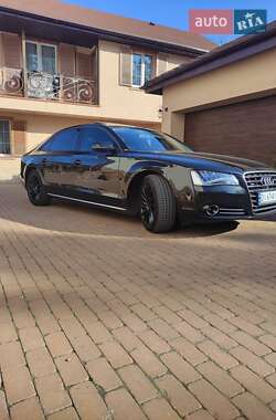 Седан Audi A8 2013 в 