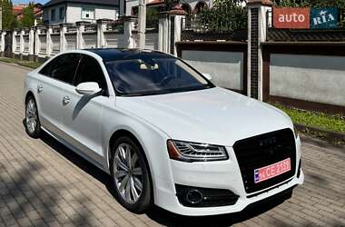 Седан Audi A8 2016 в Рівному