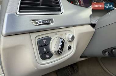 Седан Audi A8 2013 в 