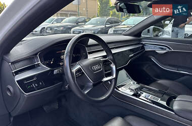 Седан Audi A8 2021 в 